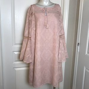 ANN‎ TAYLOR DUSTY PINK TRUMPET SLEEVE DRESS